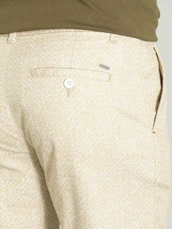 Indian Terrain Men's Slim Fit Solid Khaki Shorts